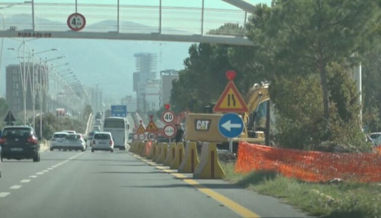 Tiranë-Durrës me 8 korsi, nisin punimet për zgjerimin e autostradës