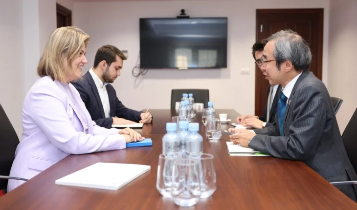 Bozhinovska – Kazuja, në fokus fuqizimi i bashkëpunimit me Japoninë në sferën e energjetikës dhe minierave