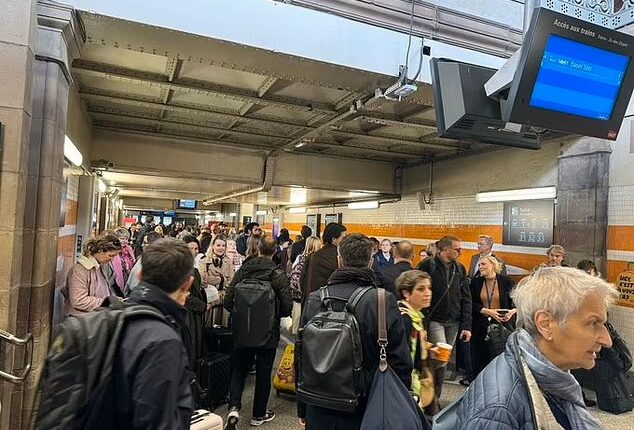 Shpërthim i fuqishëm në tren, evakuohen deputetët e Parlamentit Evropian