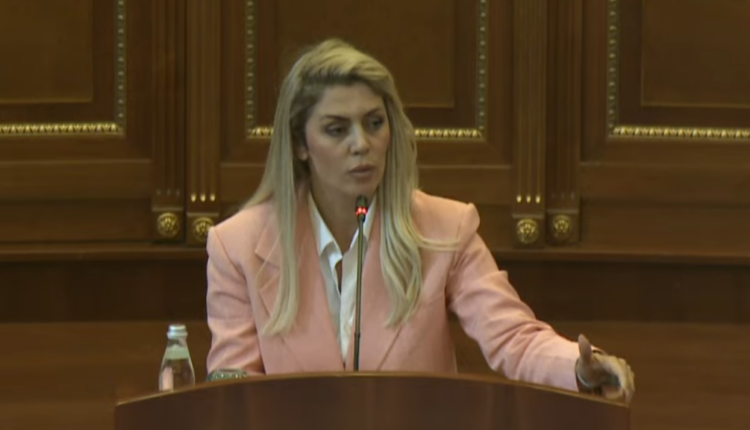 Deliu-Kodra: Ushtarët e FSK-së edhe çizmet i kanë blerë me buxhetin e vetë