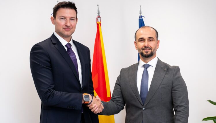 Takimi i MÇE Orhan Murtezani me ambasadorin  e Shqipërisë Meidani