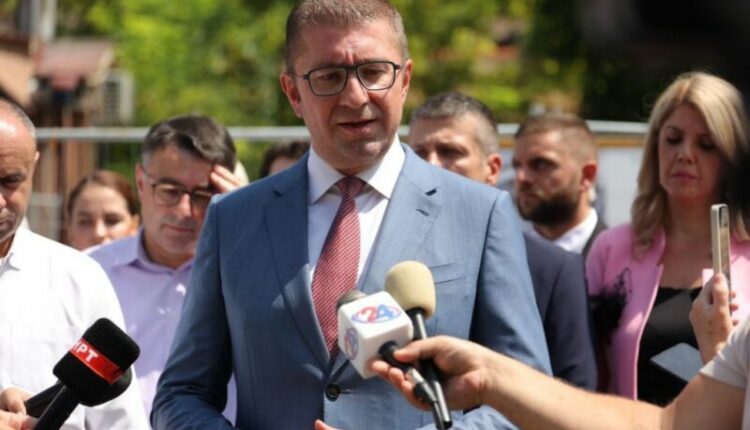 A po zgjerohet koalicioni qeveritar me parti të reja, ja çka thotë Mickovski