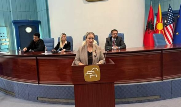 Asambleja e Gruas së Aleancës për Shqiptarët, organizoi tribunë për sensibilizimin dhe ndërgjegjësimin mbi kancerin e gjirit