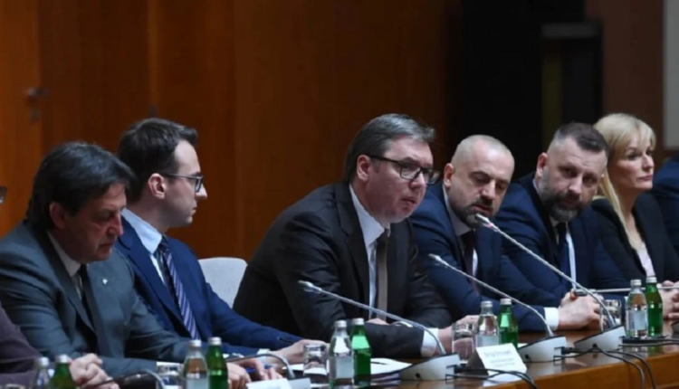 Deputeti serb: Lista Serbe u krijua nga Vuçiq për të shkatërruar serbët e Kosovës