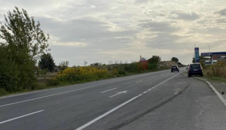 Një djalë 15-vjeçar humbi jetën në një aksident trafiku në rrugën magjistrale Kumanovë-Kriva Pallankë