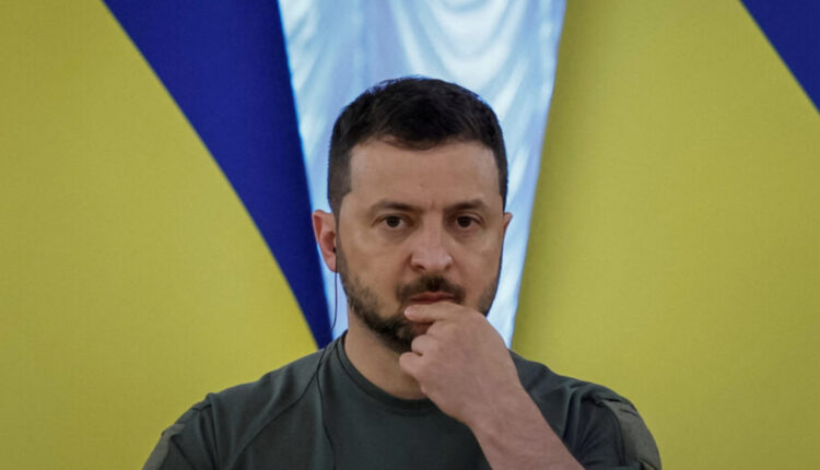 Historiani ukrainas: Zelensky është i dashur jashtë vendit, por i përçmuar në shtëpi, do të humbiste në zgjedhje