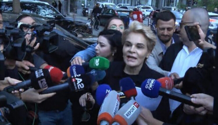 Kryemadhi mbërrin në Gykatë: Do përballem me drejtësinë e kastruar! T’i shikojmë edhe fytyrat që kanë