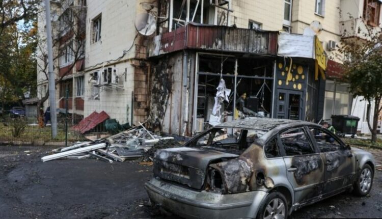 Disa të plagosur, përfshirë një fëmijë, nga një sulm rus në Kiev