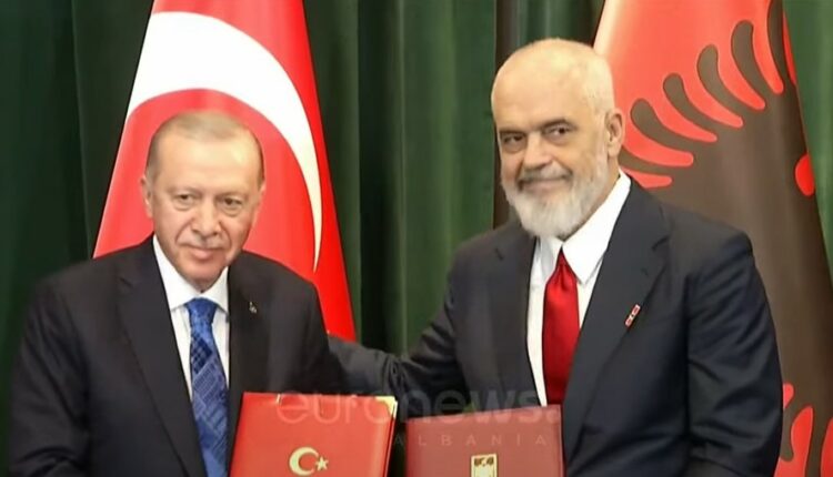 Rama dhe Erdogan firomsin marrëveshjet, krijohet Këshilli i Lartë i Bashkëpunimit
