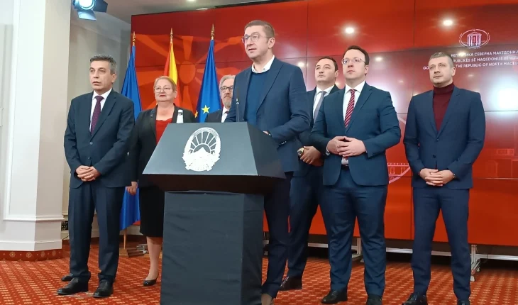 Mickoski për dorëheqjen e Komisionit për falje: Kur konstatohet gabimi, nëse merret përgjegjësia, atëherë kjo është e virtytshme (VIDEO)
