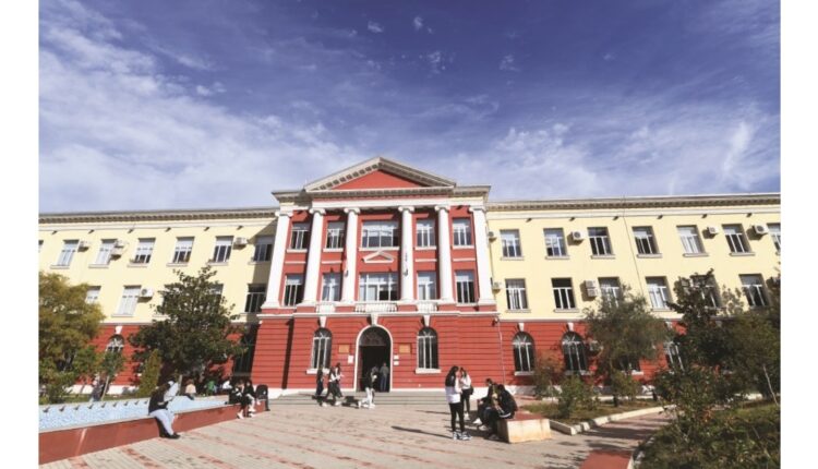 Gati 45% e Universiteteve bosh/ Disa degë drejt zhdukjes, rrethet me rënie drastike