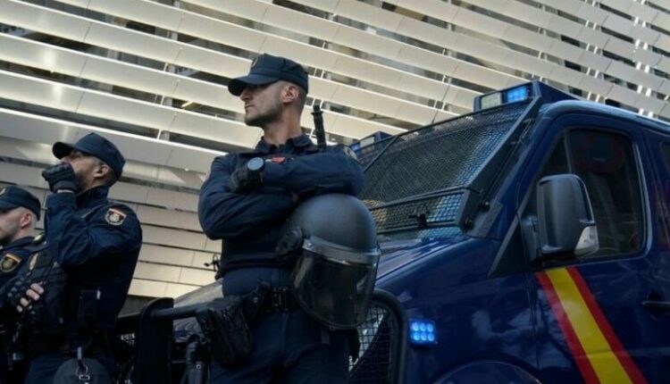 Sekuestrohen 13 ton kimikate të ndaluara në Spanjë, dyshohet se do të dërgoheshin në Rusi