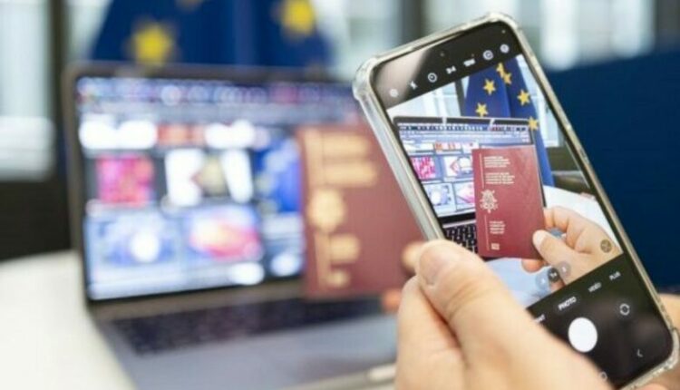 Një pasaportë në ‘smartphone’-n tuaj? Ja çfarë parashihet në “planet e BE-së për kontrolle kufitare më të shpejta deri në vitin 2030”