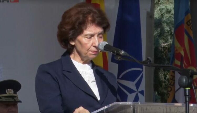 Siljanovska, thirrje për investime në armatë
