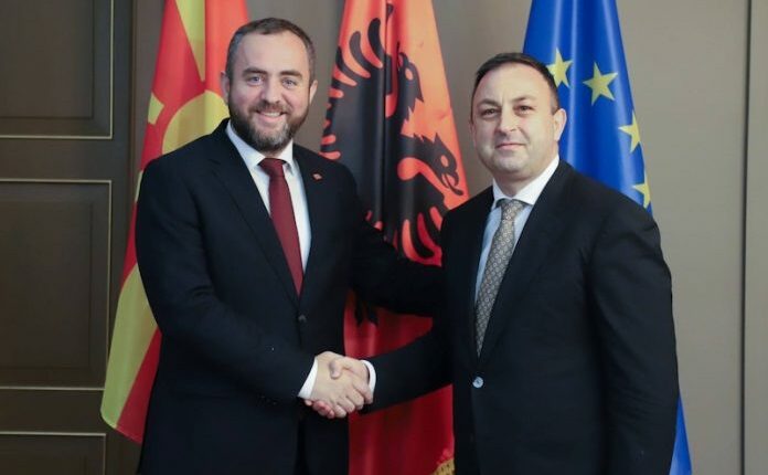 Kontrolle të përbashkëta Maqedoni-Shqipëri, takimi Toshovski-Hoxha