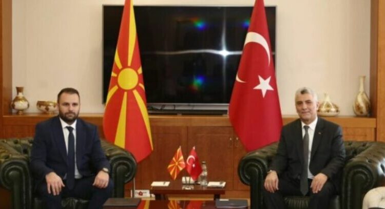 Durmishi-Bolat: Nevojitet rritje e investimeve të kompanive turke në projektet infrastrukturore dhe energjetike në Maqedoni