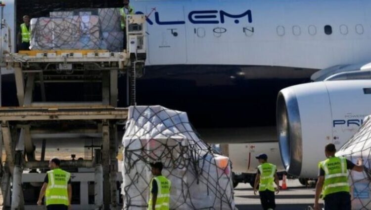 Libani merr 32 tonë ushqime, furnizime mjekësore nga Rusia