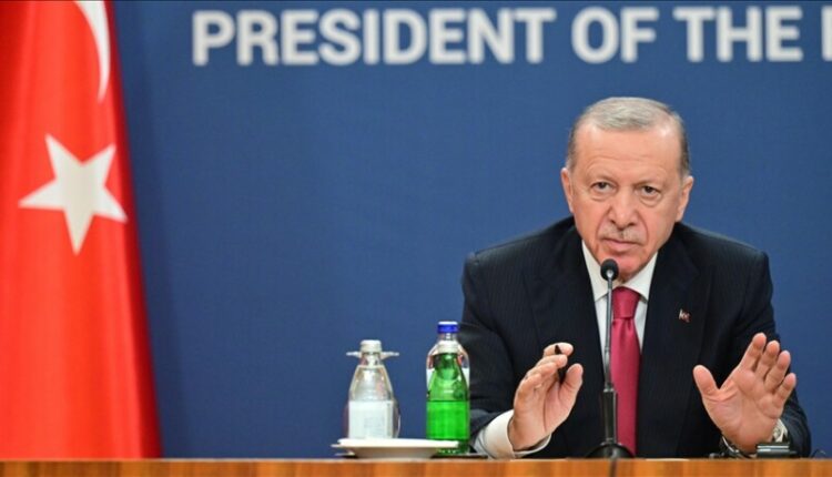 Erdoğan në Beograd, rithekson rëndësinë e paqes dhe stabilitetit në Ballkan