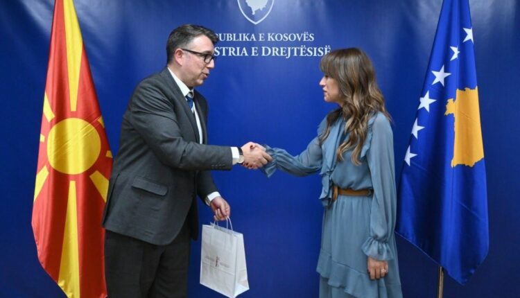 Takohen Filkov dhe Haxhiu, Maqedonia kërkon të dënuarit e “Monstrës”, Kosova të “Lagjes së Trimave”