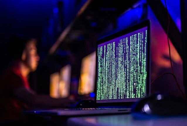 Guvernatori i Shqipërisë: Bankat janë nën sulme të vazhdueshme