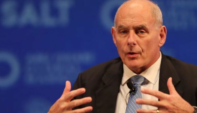 John Kelly: Trump donte gjeneralë si të Hitlerit, plotëson përkufizimin e fashistit