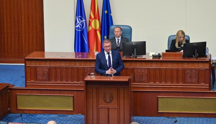 Mickoski-Bexhetit: BE-ja është një vlerë që nuk nënkupton blerjen e qendrave tregtare dhe dyqane të shtrenjta në qendër të Shkupit