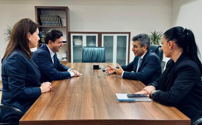 Mexhiti priti në takim kreun e PD, Lulzim Basha
