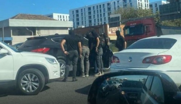 I rrethuar nga agjentët e BKH-së, momenti i arrestimit të Ilir Metës