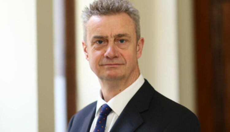 Ambasadori britanik, Jonathan Hargreaves: Dialogu s’po ecën ashtu siç e kemi menduar
