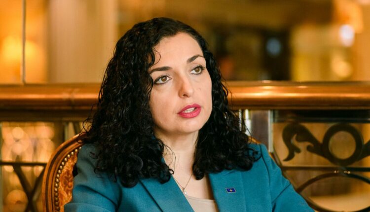 Osmani: S’do të takohem me Vuçiqin në Budapest, dialogu Kosovë-Serbi bëhet në Bruksel