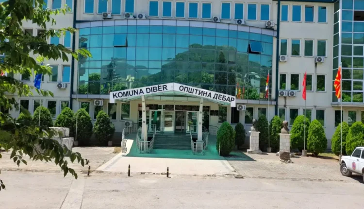 Rrugët e Dibrës me emra të rinj