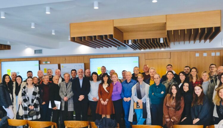 Studentët e Universitetit të Tetovës morën pjesë në Konferencën e Dytë Rajonale në Mavrovë
