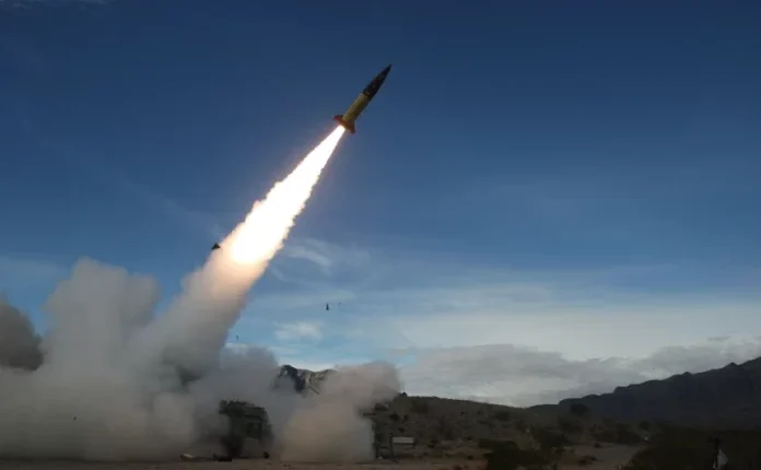 Ukraina ka sulmuar Rusinë me raketa amerikane, thotë Kremlini
