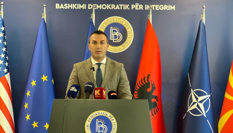 Ademi i reagon Qokut: Si mundet një shqiptar ta shkruaj këtë deklaratë kundër gjuhës shqipe?
