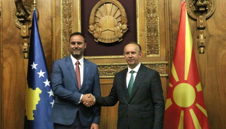 Konjufca e pret nesër në takim kryeparlamentarin e Maqedonisë së Veriut, Afrim Gashi