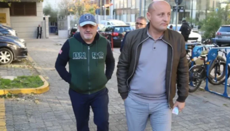 Dy gazetarë në Shqipëri akuzohen se morën para nga banda kriminale