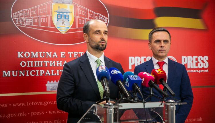 Ministri Murtezani në takim pune në Tetovë