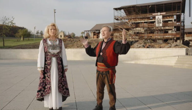 Shkurte Fejza dhe Shaqir Cërvadiku për festat e nëntorit sjellin këngën “O flamur”