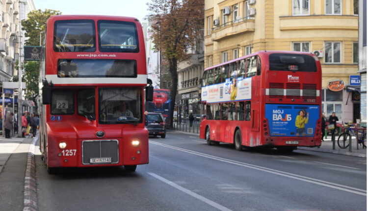 Shkupi mbetet me transport publik të reduktuar, nuk ka karburant për autobusët!