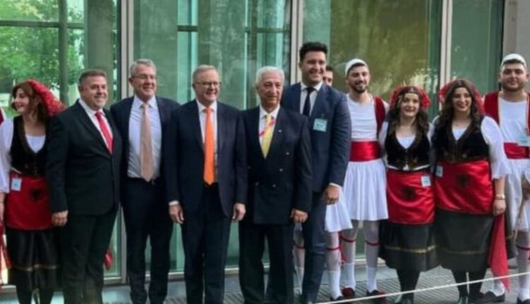 Kryeministri australian e pranon me krenari: Kam lidhje të drejtpërdrejtë me Shqipërinë, rrënjët e mia janë arbëreshe
