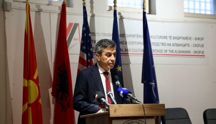 Mexhiti: Gjuha është përcaktuesi themelor i tërësisë shqiptare që kalon kufijtë politikë