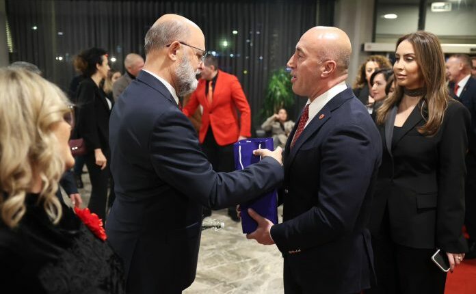 Haradinaj: 28 Nëntori, data që bashkon shqiptarët dhe nderon heronjtë e kombit