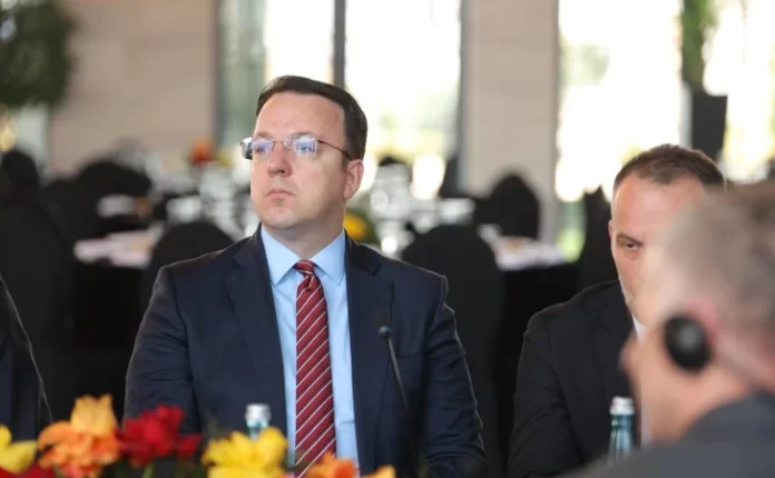 Nikollovski: Përforcohet dinamika ndërtimore në autostradën Kërçovë-Ohër
