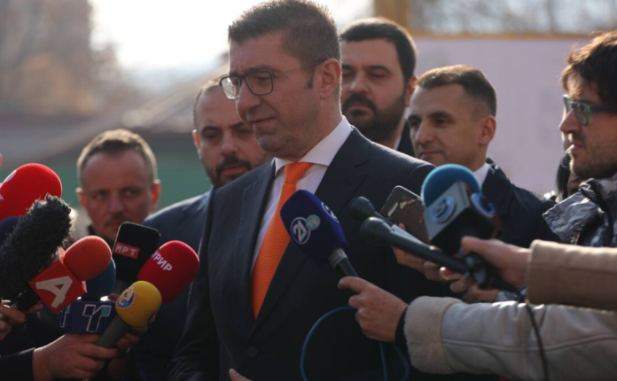 Mickoski: Do të bëjmë gjithçka që rryma të mos shtrenjtohet
