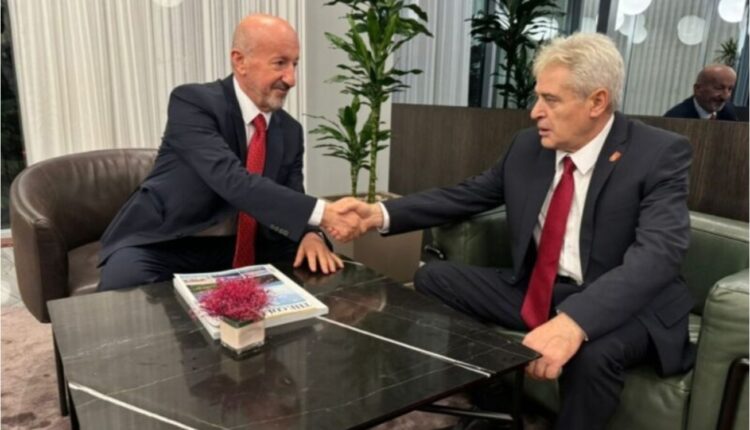 Ali Ahmeti u takua me Ambasadorin e Maqedonisë së Veriut, Milaim Fetai, në Zagreb