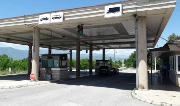 Në vendkalimin kufitar “Bllatë” në Dibër për dhjetë muaj frekuencë rekorde prej mbi 661 mijë udhëtarë