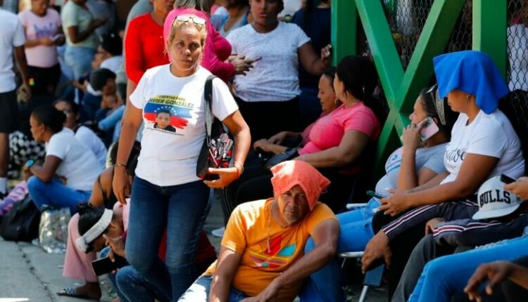 Protesta në Venezuelë pas zgjedhjes së presidentit Maduro, lirohen 70 të arrestuar