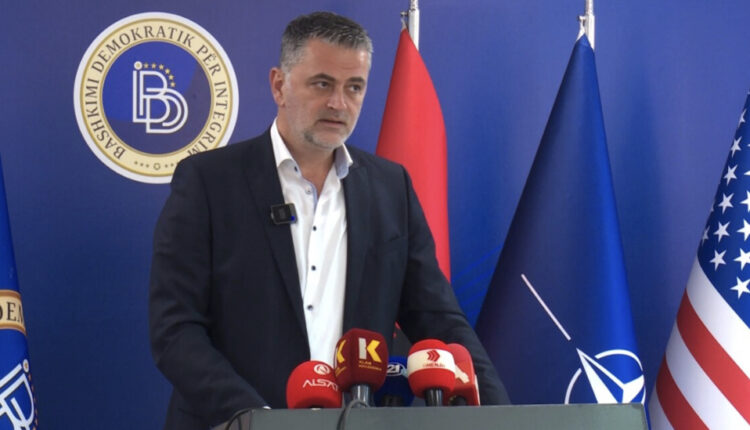 Hasani: Kemi dorëzuar interpelancë për kryetarin e Gjykatës Kushtetuese! Kostadinovski të tregojë se çfarë ka kundër gjuhës shqipe