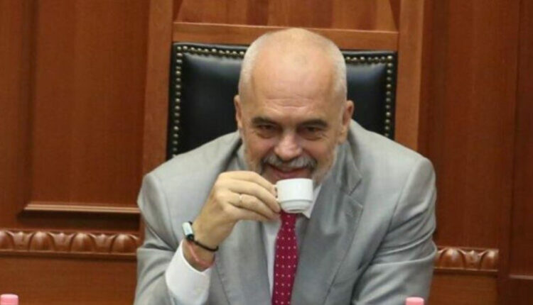 Edi Rama: Unë pi më shumë se 10 kafe në ditë, nuk fle shumë gjumë