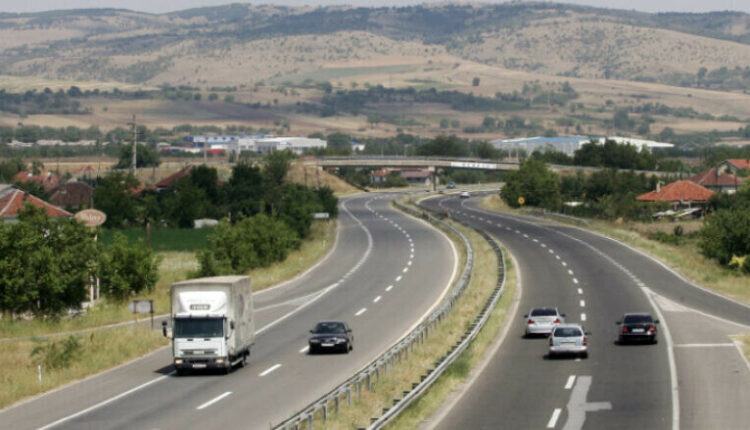 Komunikacioni në Maqedoni, nuk ka ndalesa në pikat kufitare